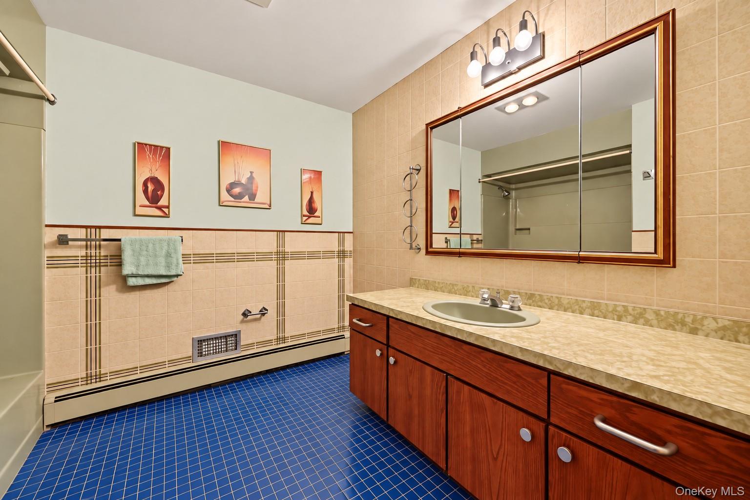 41 Park Lane – For Sale photo 21