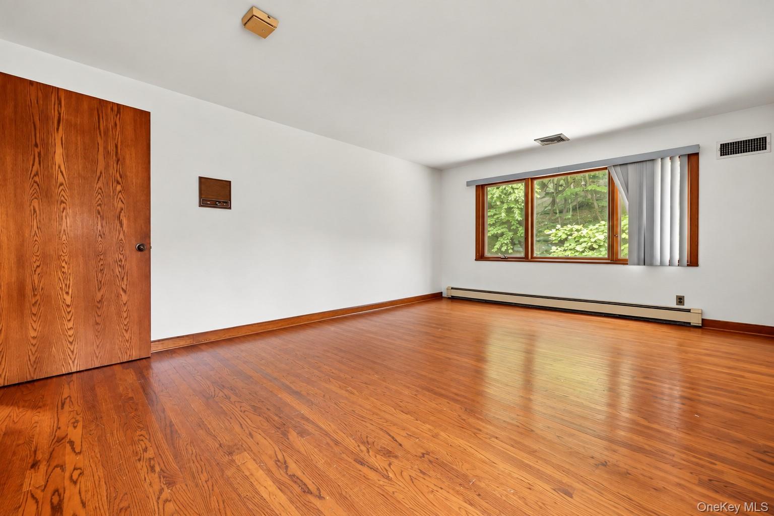 41 Park Lane – For Sale photo 15