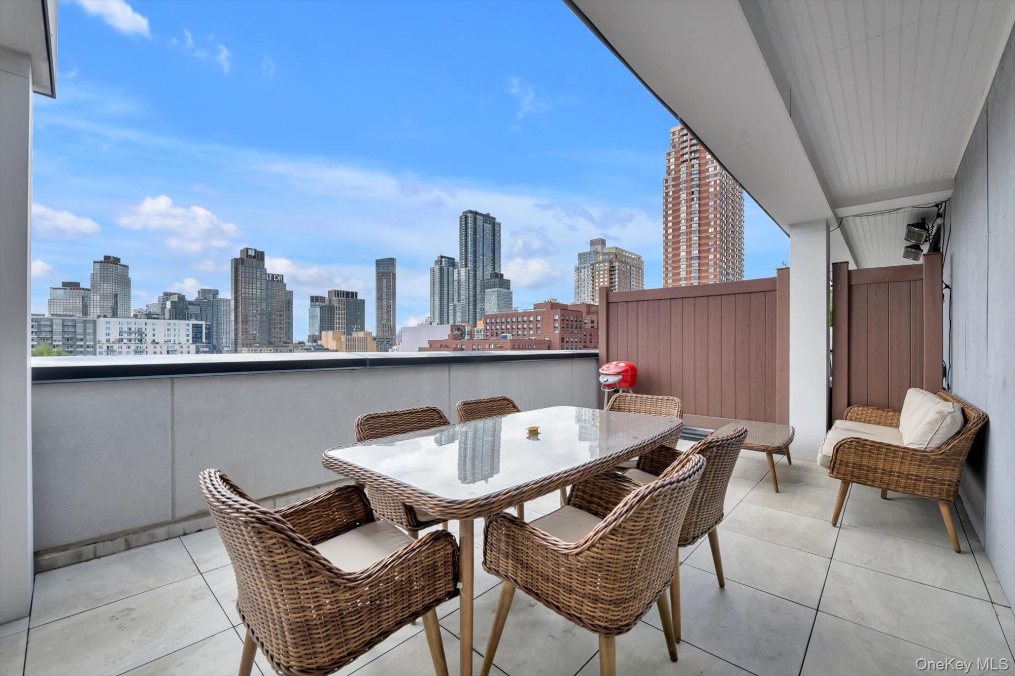 5-33 48th Avenue, Unit 6A photo 18