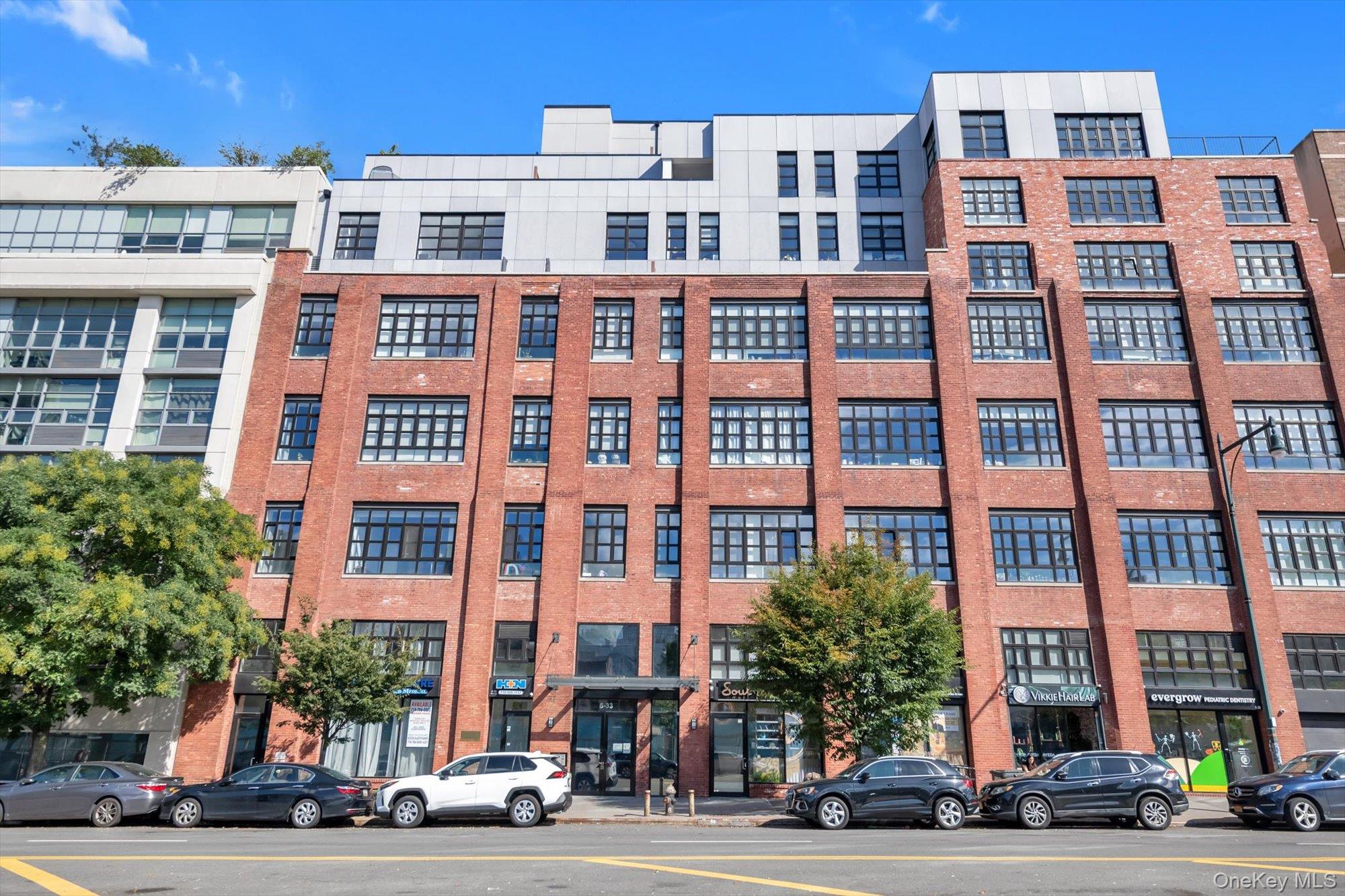 5-33 48th Avenue, Unit 6A