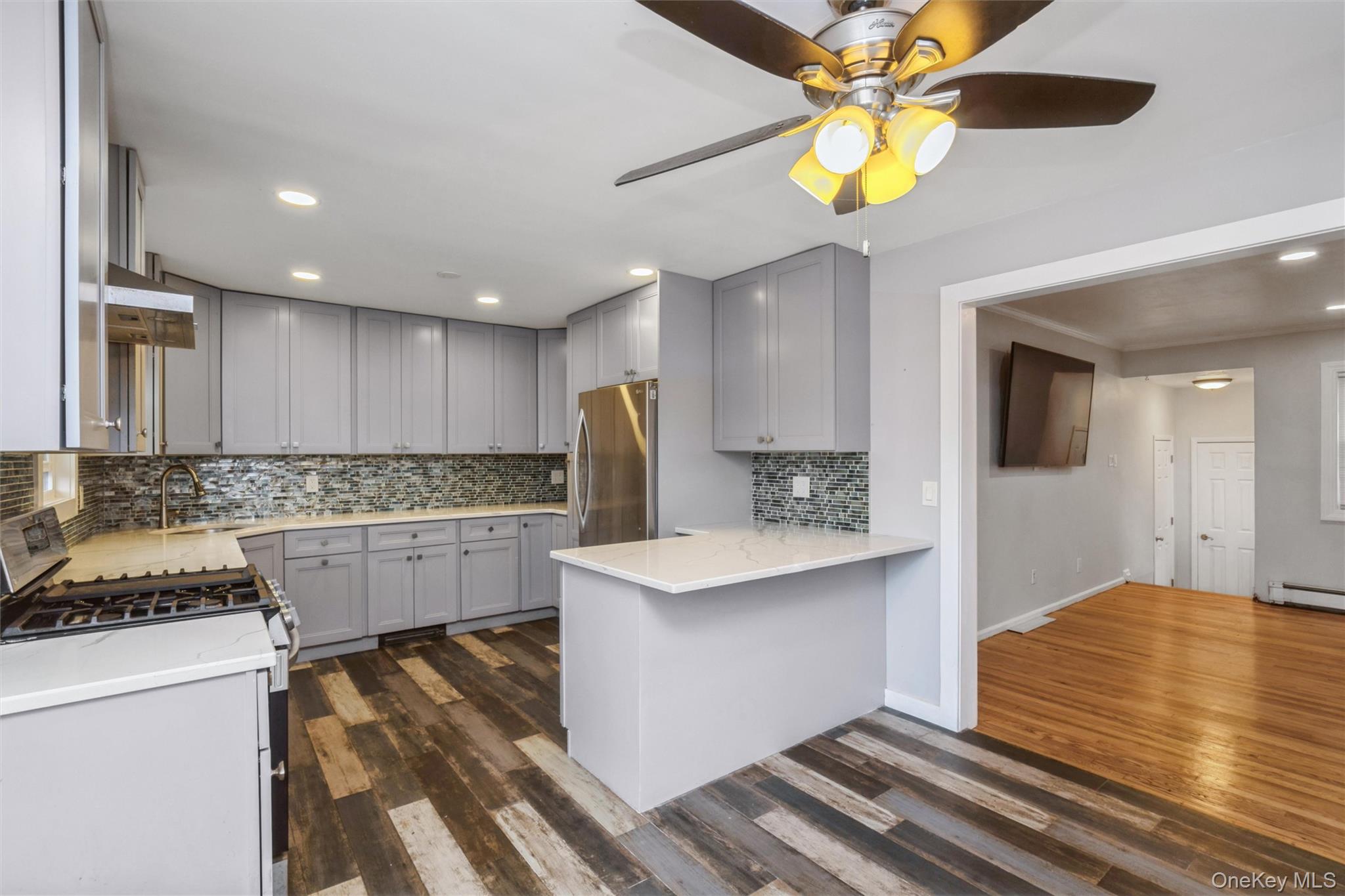 31 E June Street – For Sale photo 5