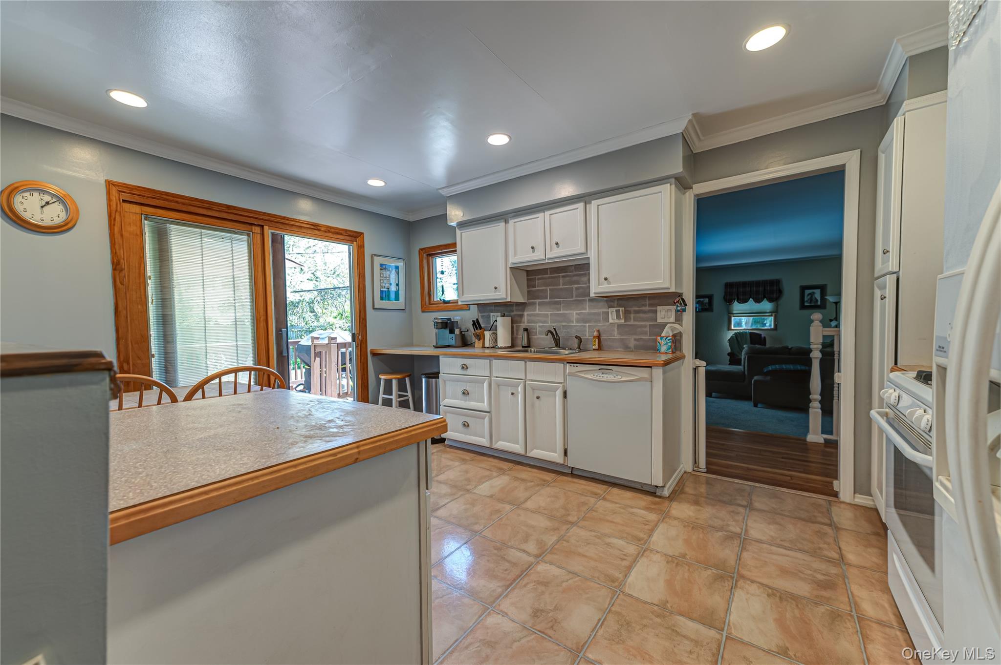 20 Evon Drive SW – For Sale photo 9
