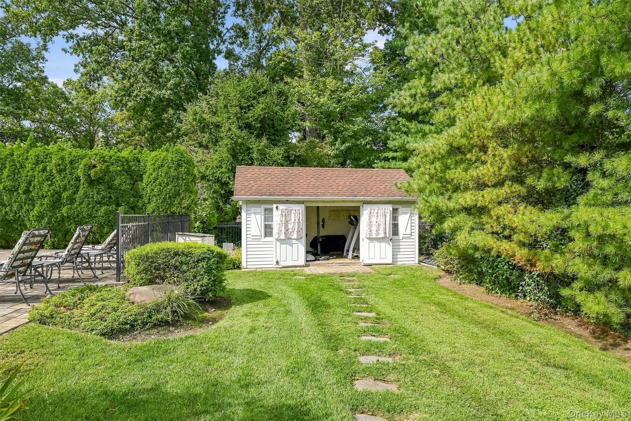22 Beaumont Drive – For Sale photo 45