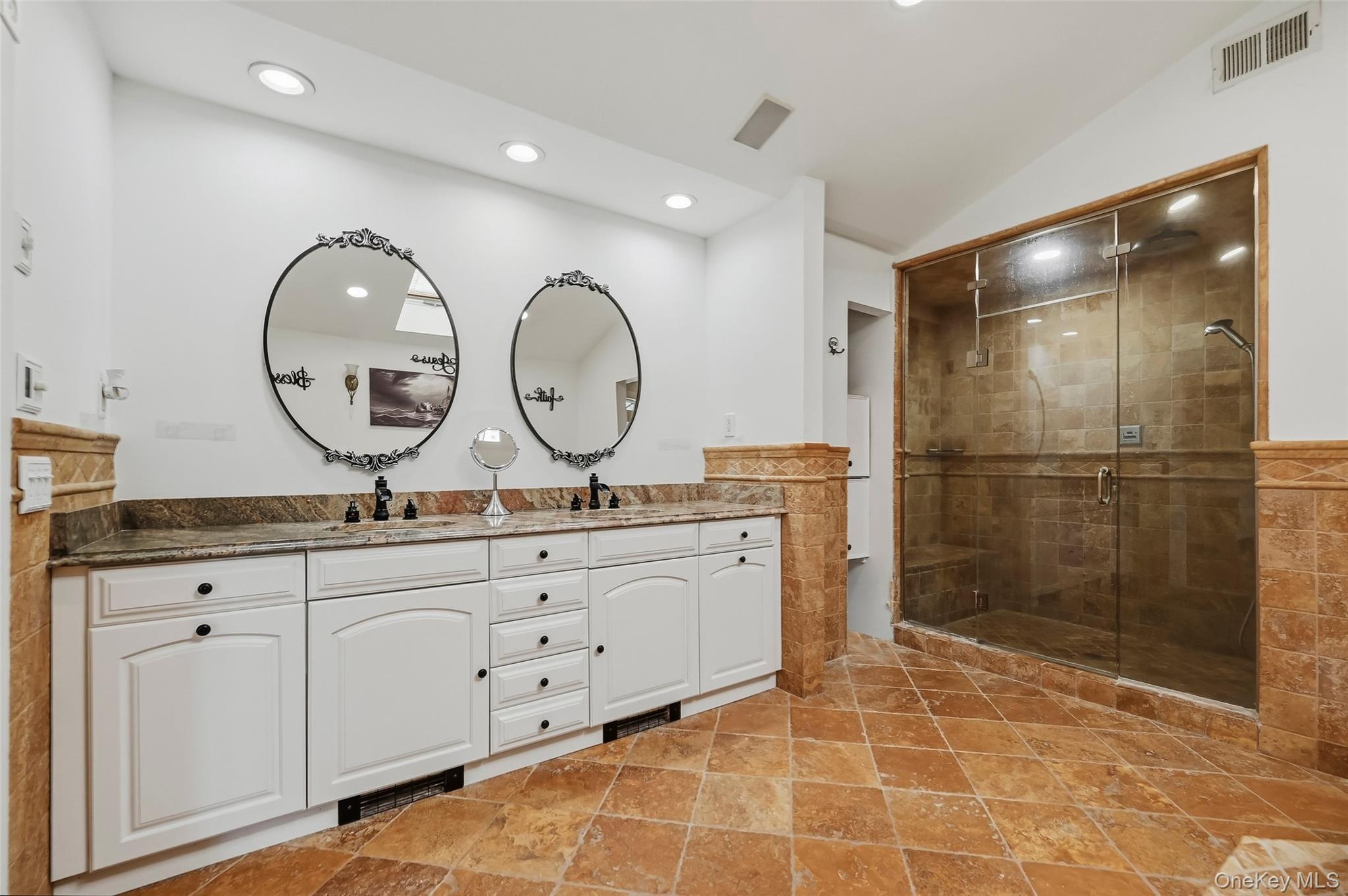 22 Beaumont Drive – For Sale photo 27