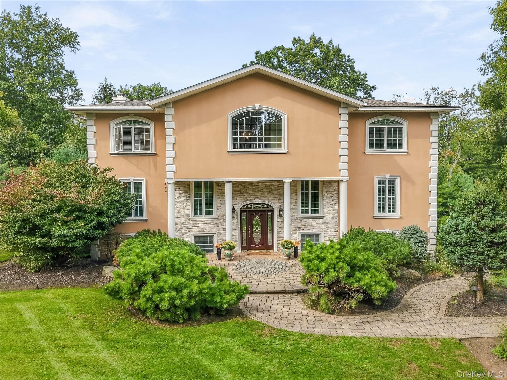 22 Beaumont Drive – For Sale photo 3