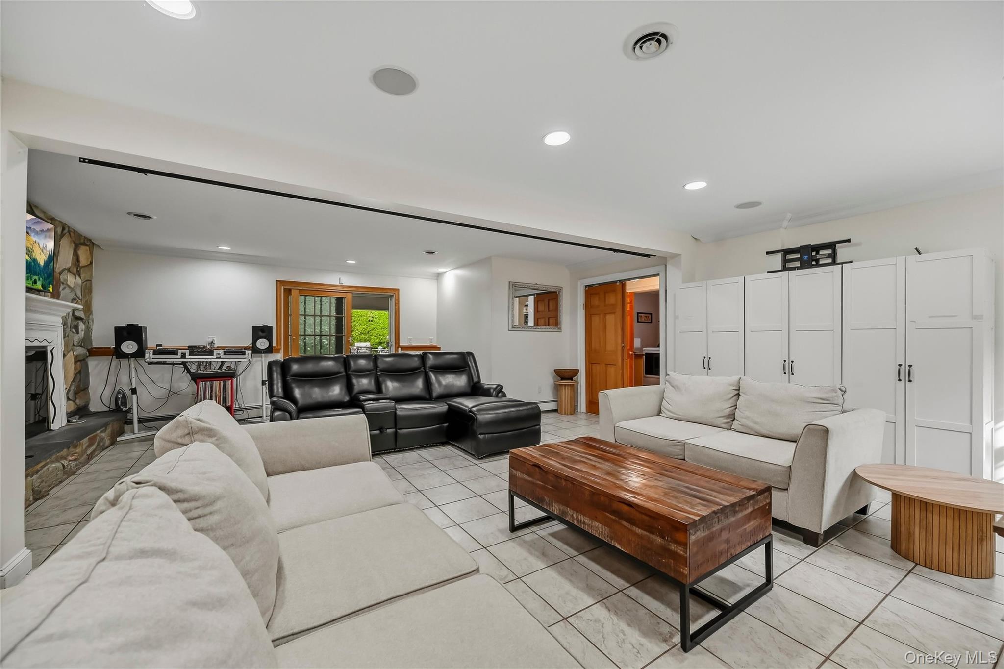 22 Beaumont Drive – For Sale photo 32