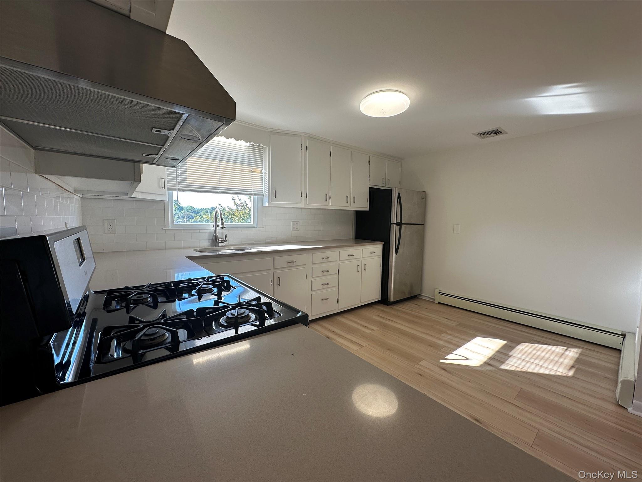 11 Gabriel Place, Unit 2 photo 2
