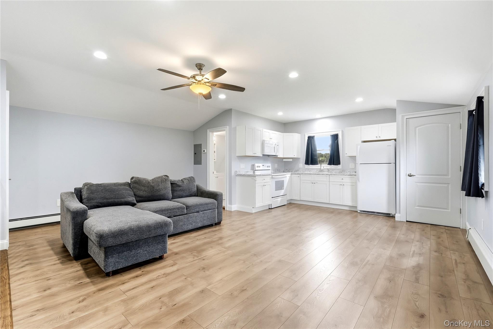 248 Bayview Avenue – For Rent photo 2