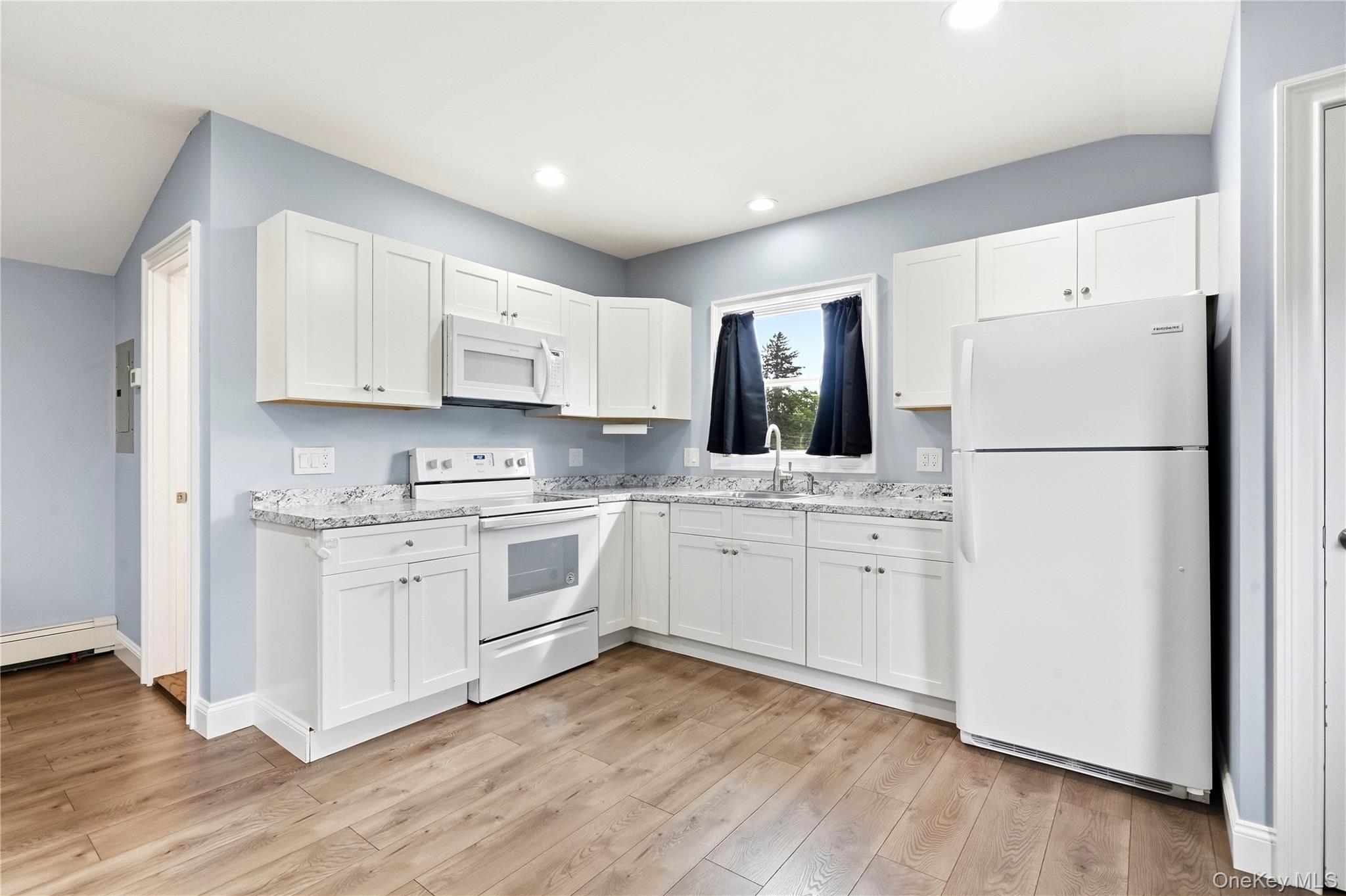 248 Bayview Avenue – For Rent photo 8