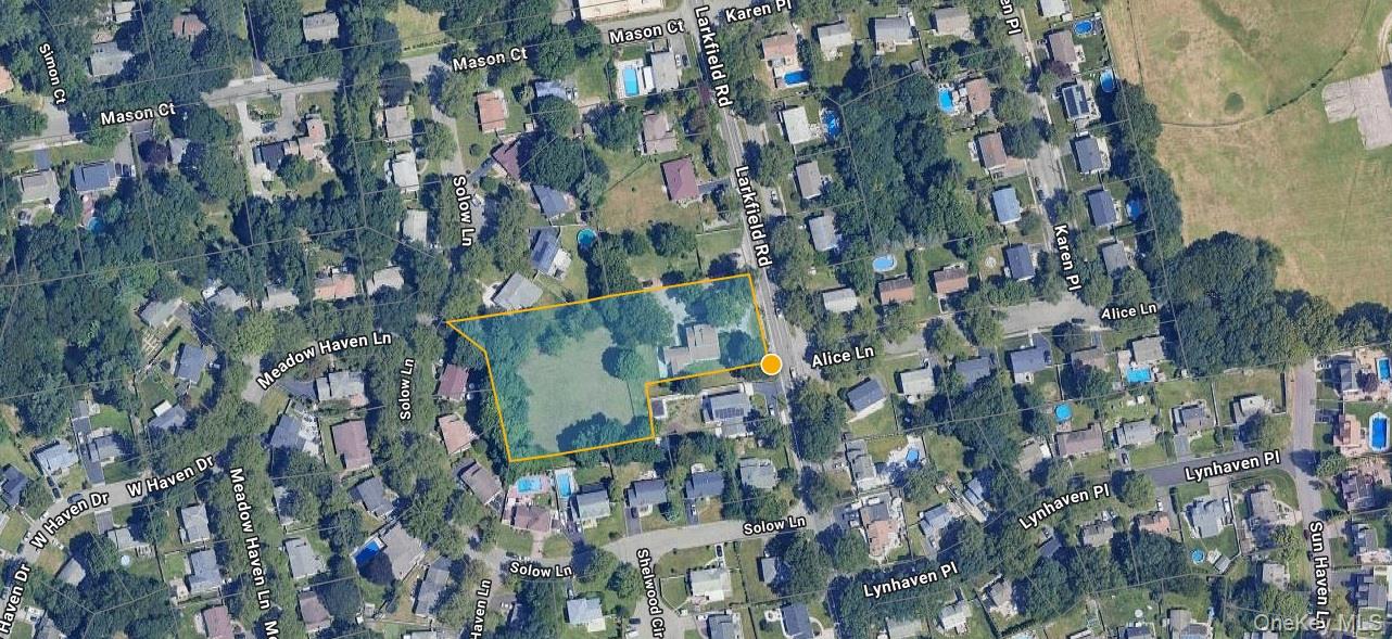 792 Larkfield Road – For Sale