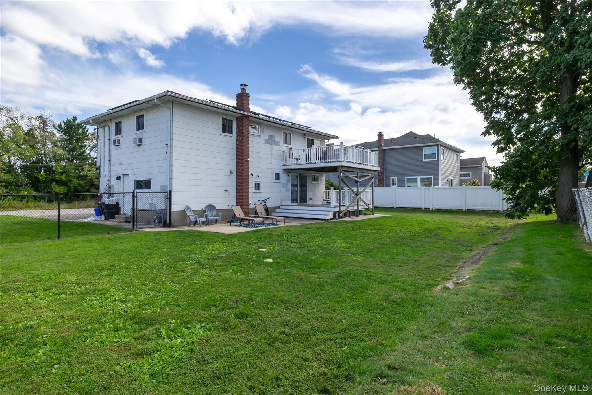 121 W Lake Drive – For Sale photo 27
