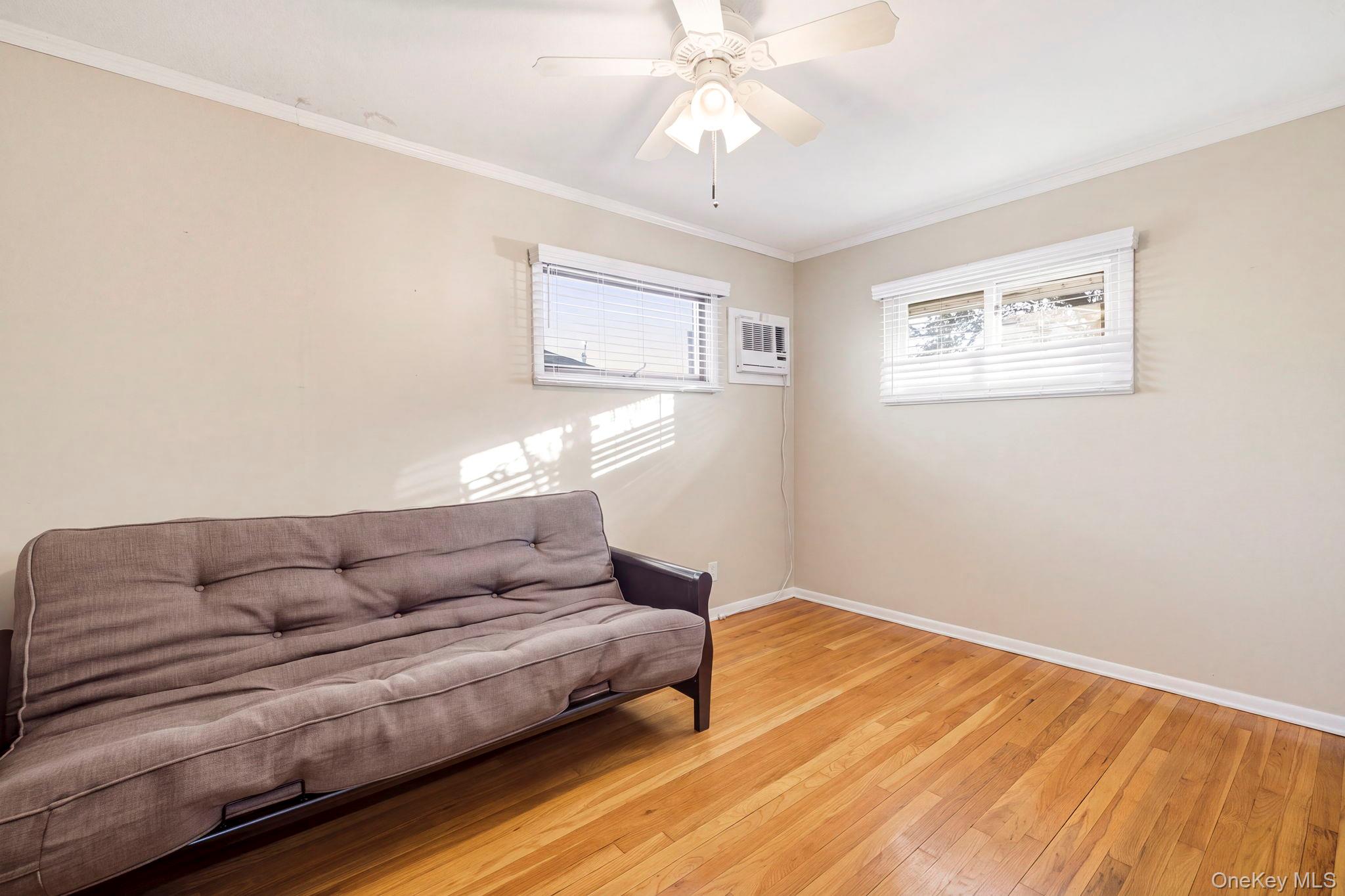 2066 Seaford Avenue – For Sale photo 19