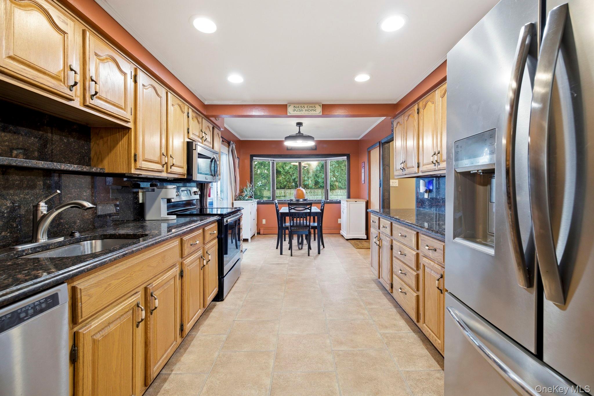 2066 Seaford Avenue – For Sale photo 11