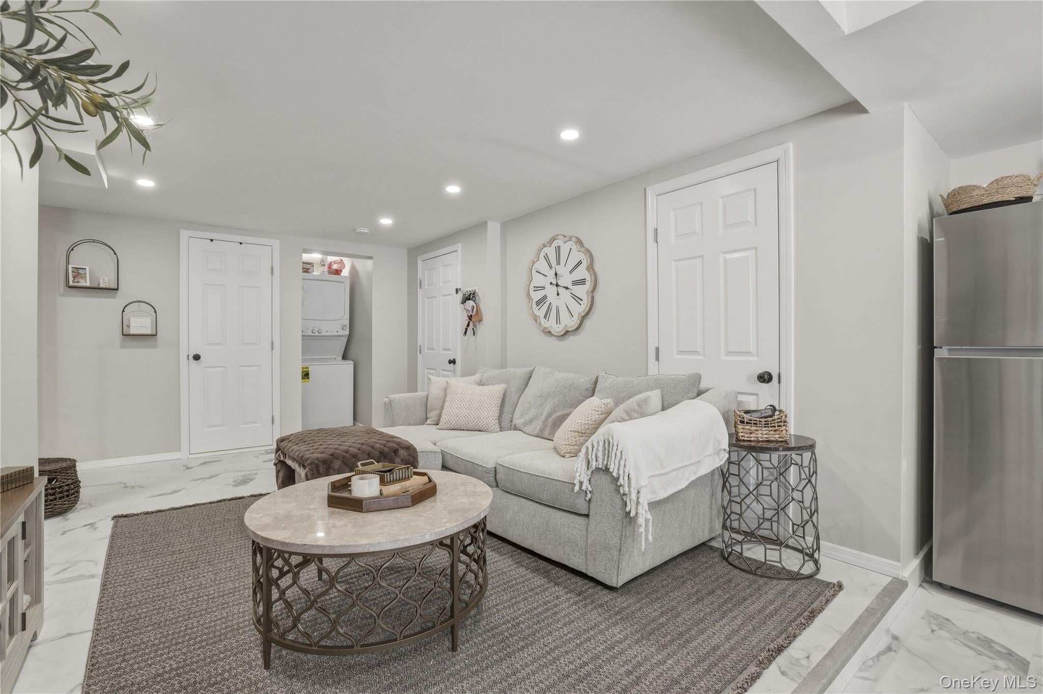 150 N Delaware Avenue – For Rent