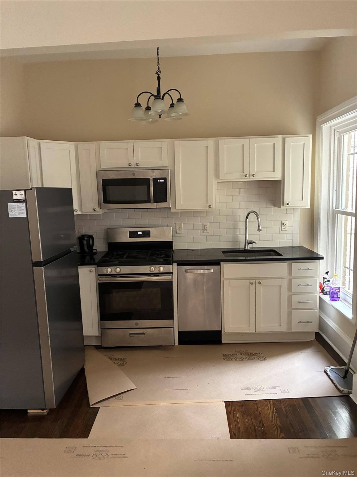 149 Chestnut Street, Unit A photo 15