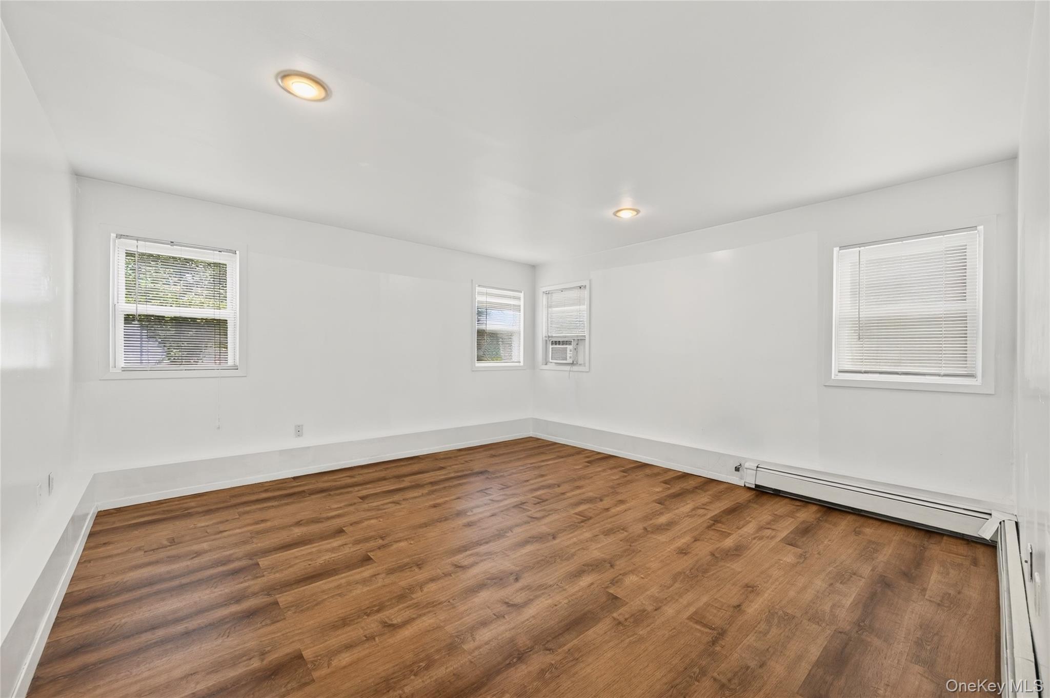 31 Nesaquake Avenue – For Rent photo 7