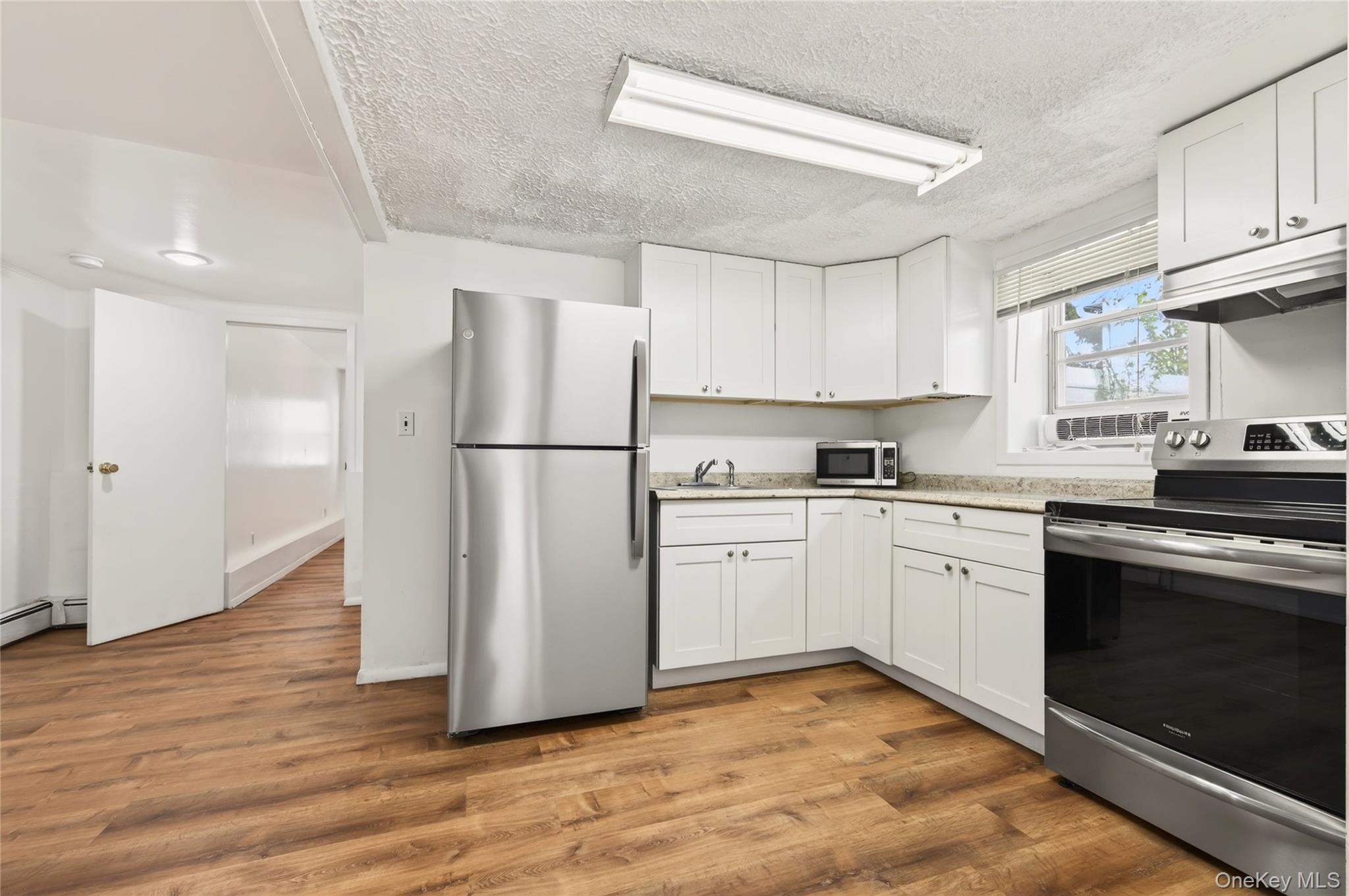 31 Nesaquake Avenue – For Rent photo 13