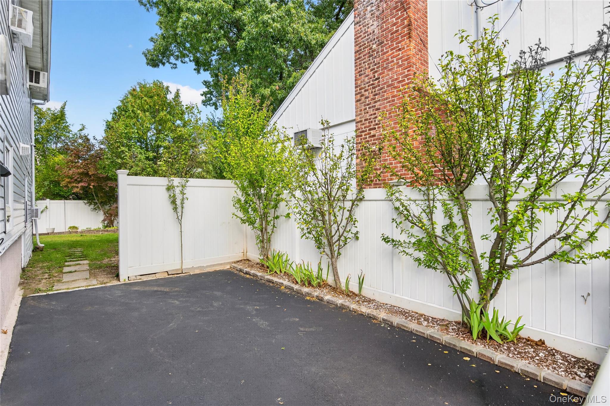 31 Nesaquake Avenue – For Rent photo 19