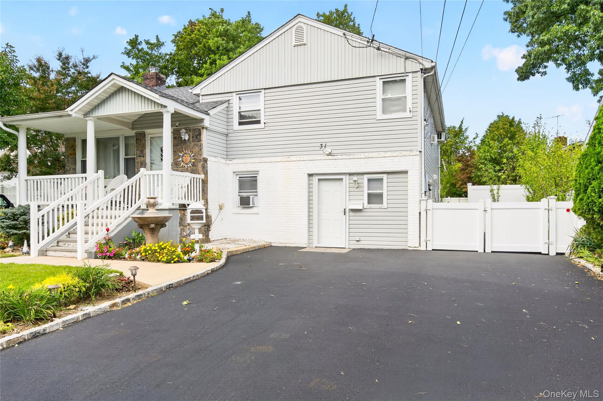 31 Nesaquake Avenue – For Rent