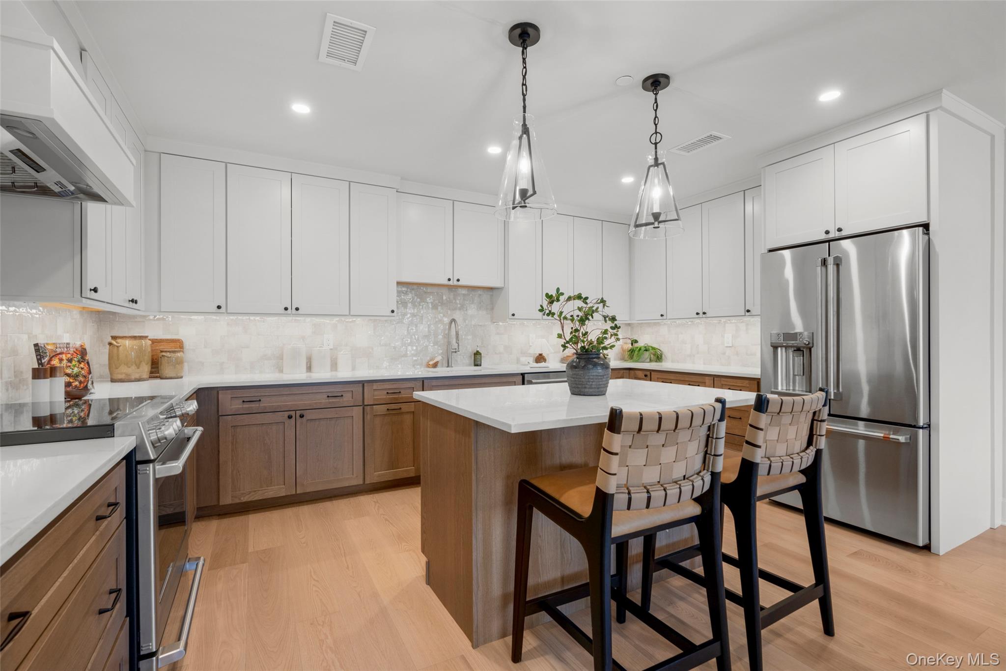 25 S Riverside Avenue, Unit 211 photo 12