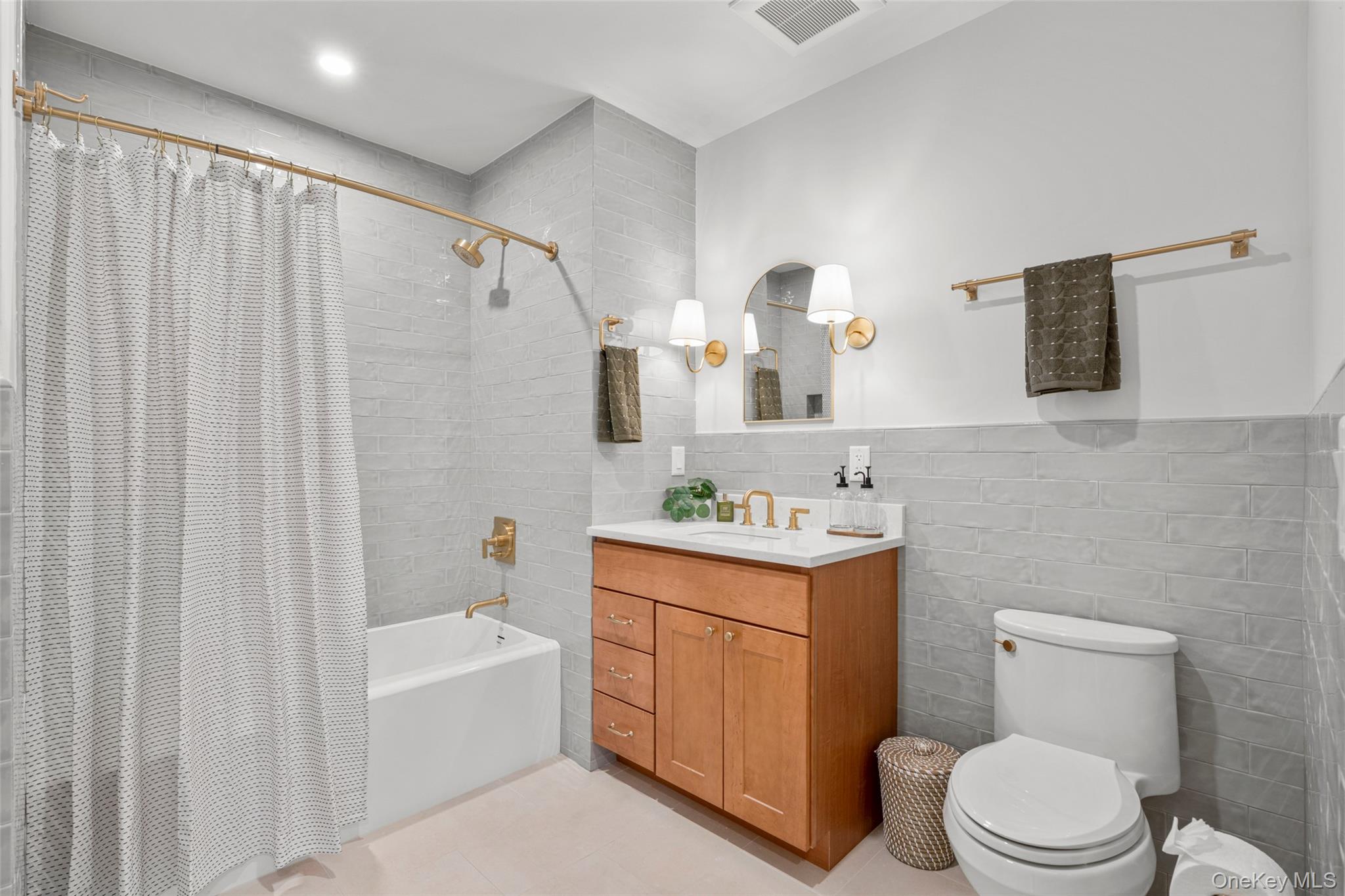25 S Riverside Avenue, Unit 211 photo 23