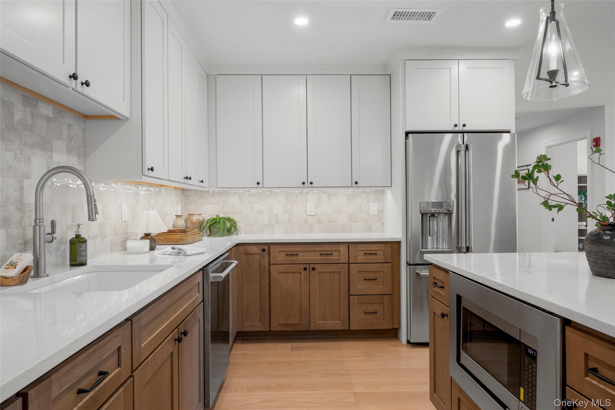 25 S Riverside Avenue, Unit 211 photo 13