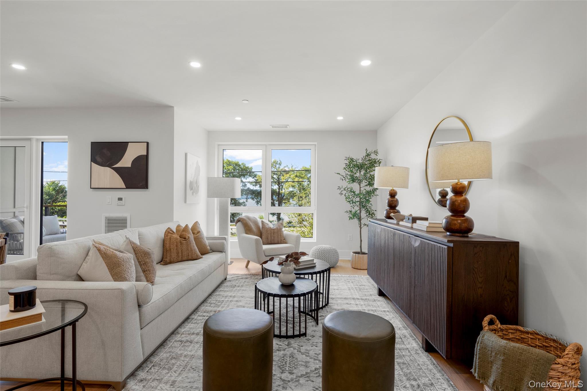25 S Riverside Avenue, Unit 108 photo 14