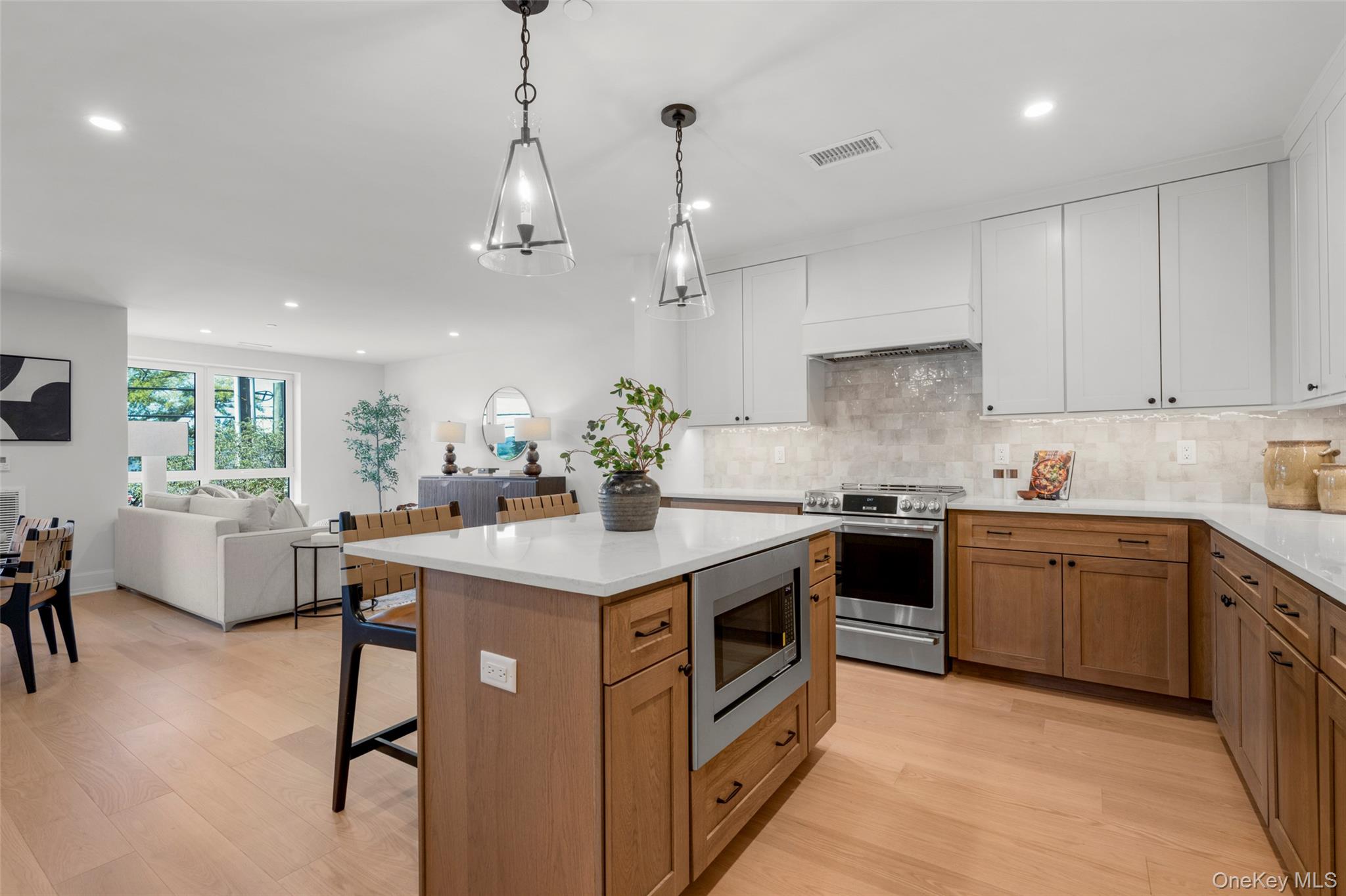 25 S Riverside Avenue, Unit 108 photo 13