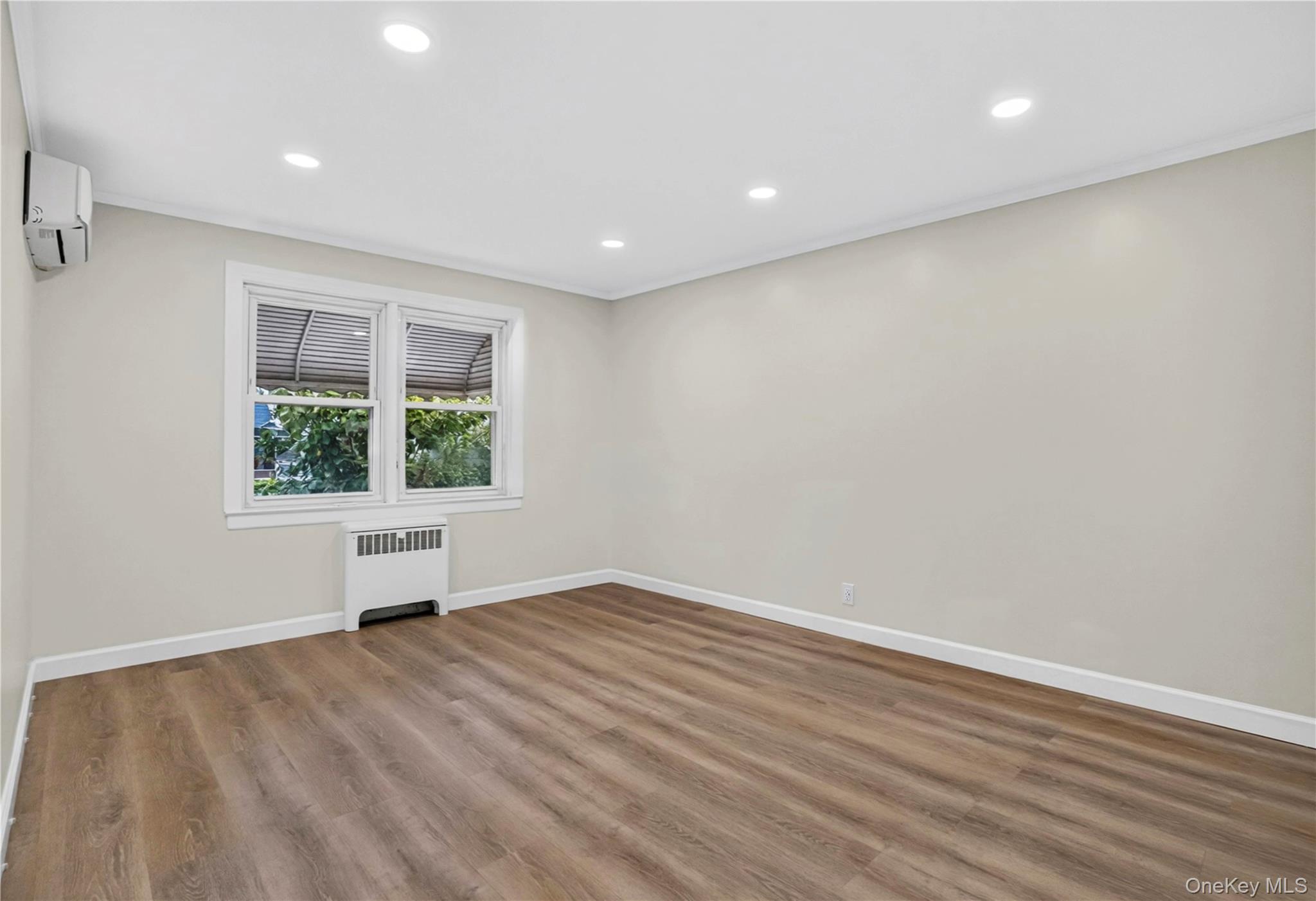 8953 Vanderveer Street – For Sale photo 10