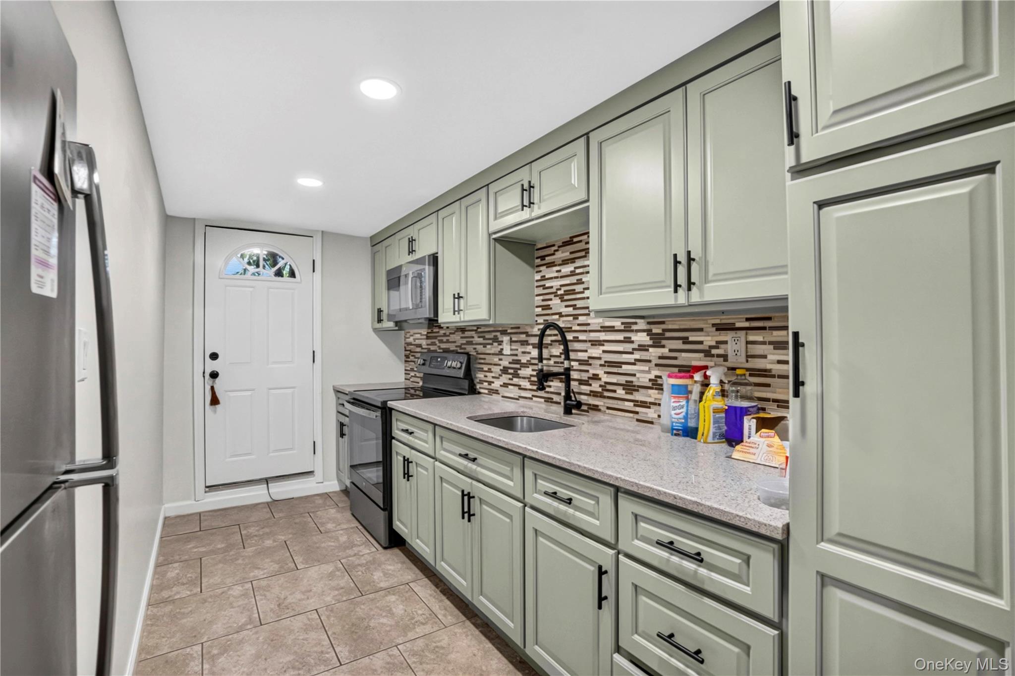 8953 Vanderveer Street – For Sale photo 11