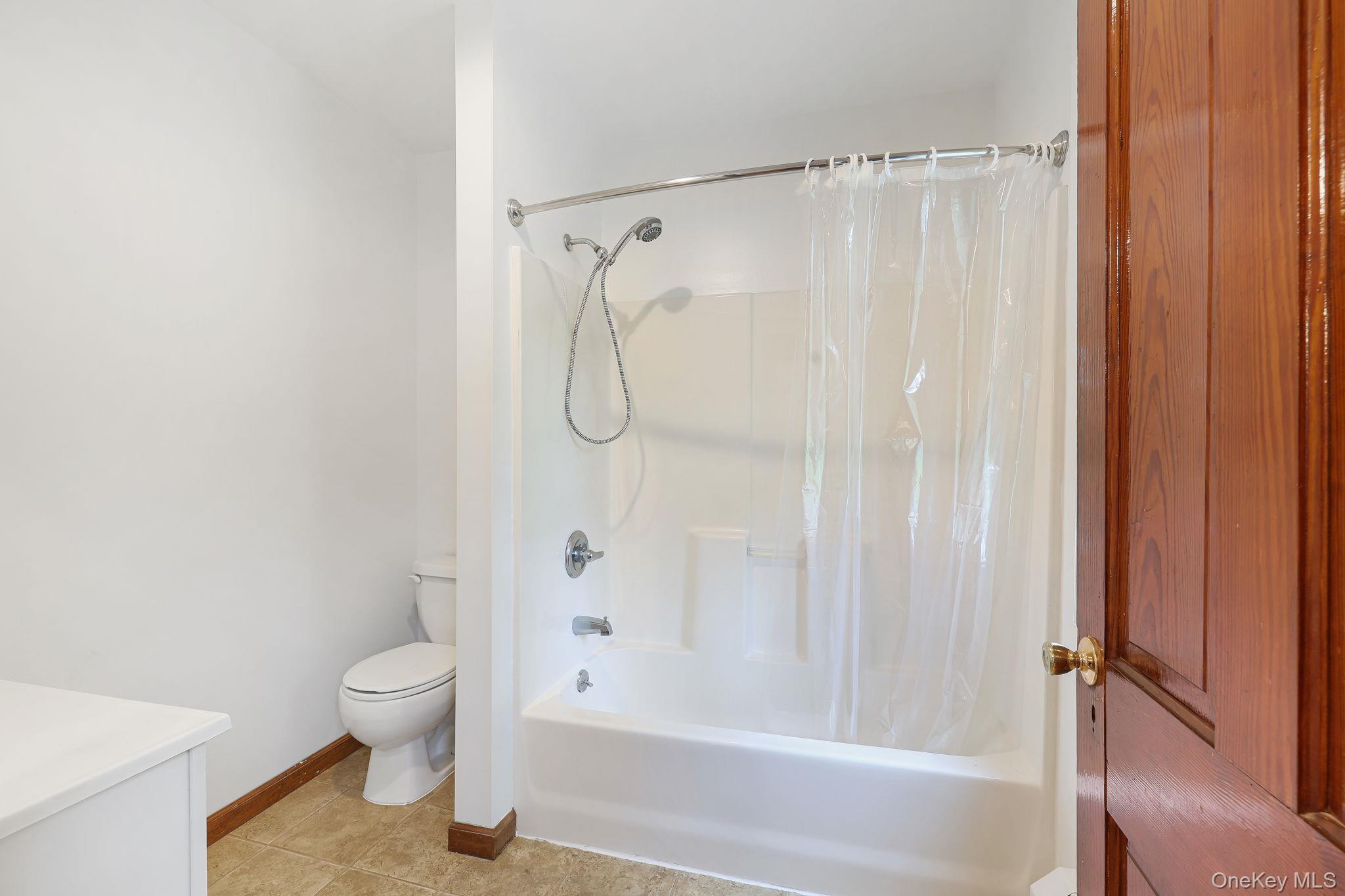708 Burlingham Road – For Sale photo 21