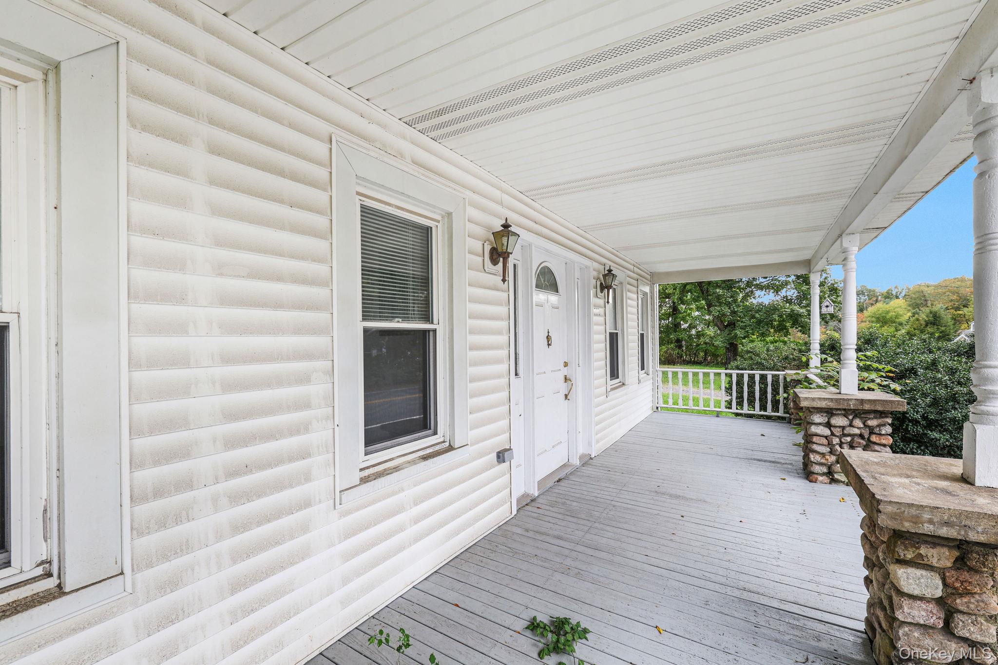 708 Burlingham Road – For Sale photo 4