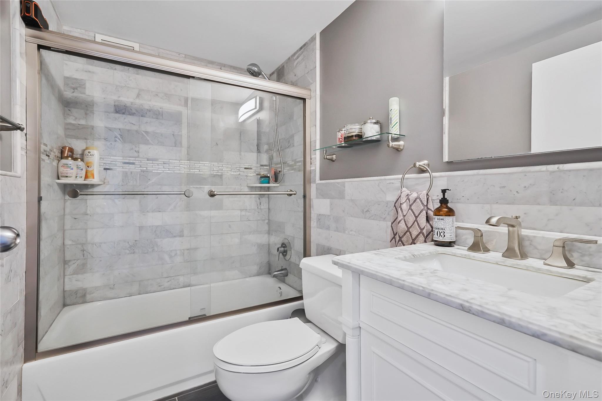 123 Mamaroneck Avenue, Unit 215 photo 14
