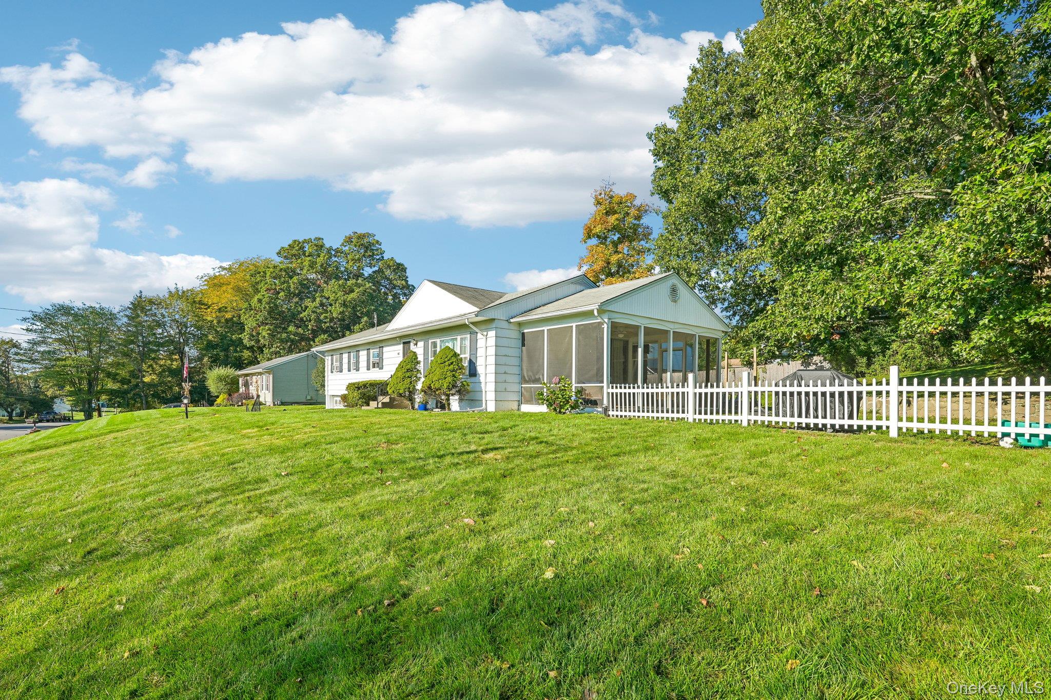 40 Birchwood Drive – For Sale photo 3