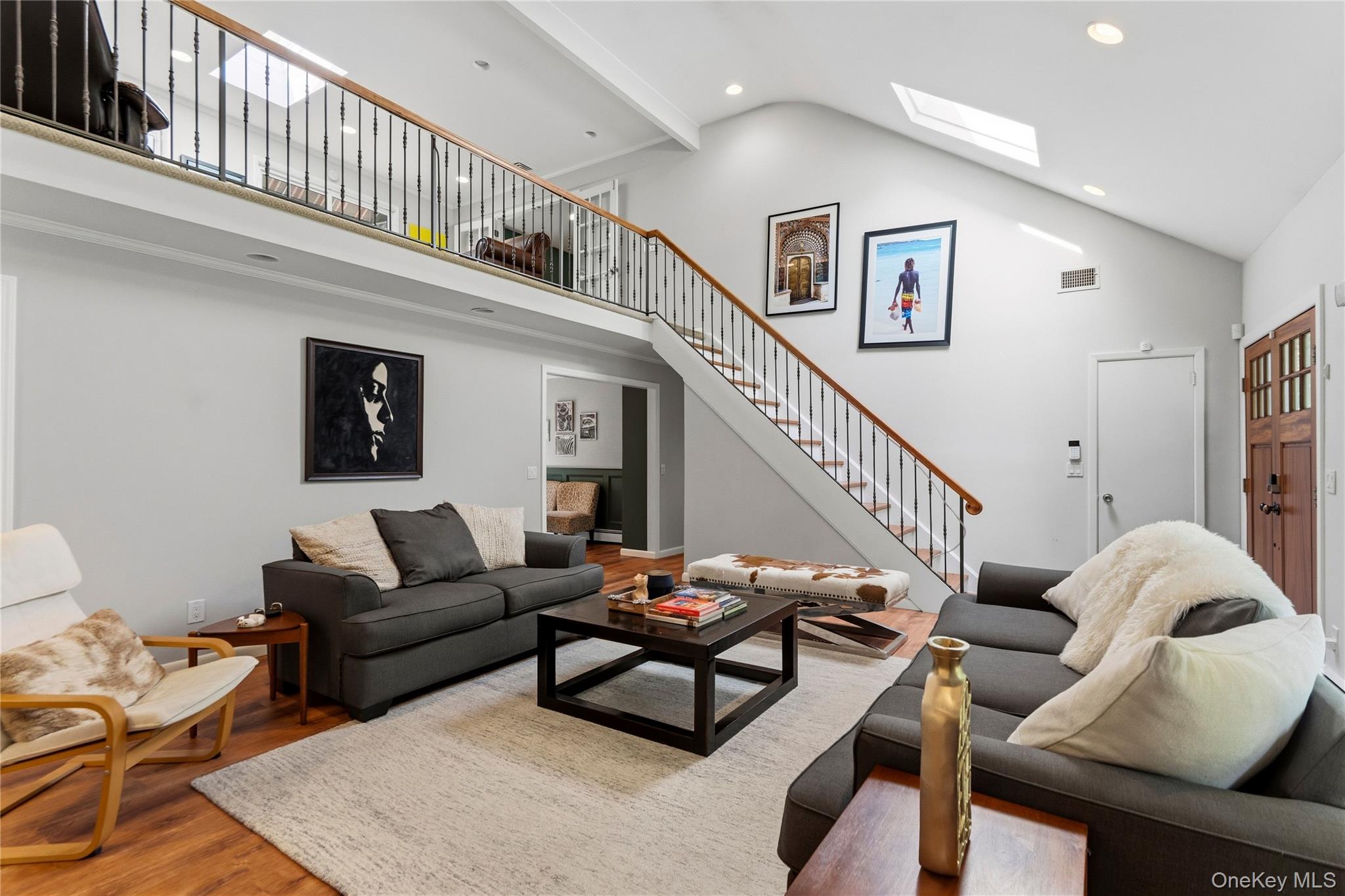 1 W Gate Drive – For Sale photo 7