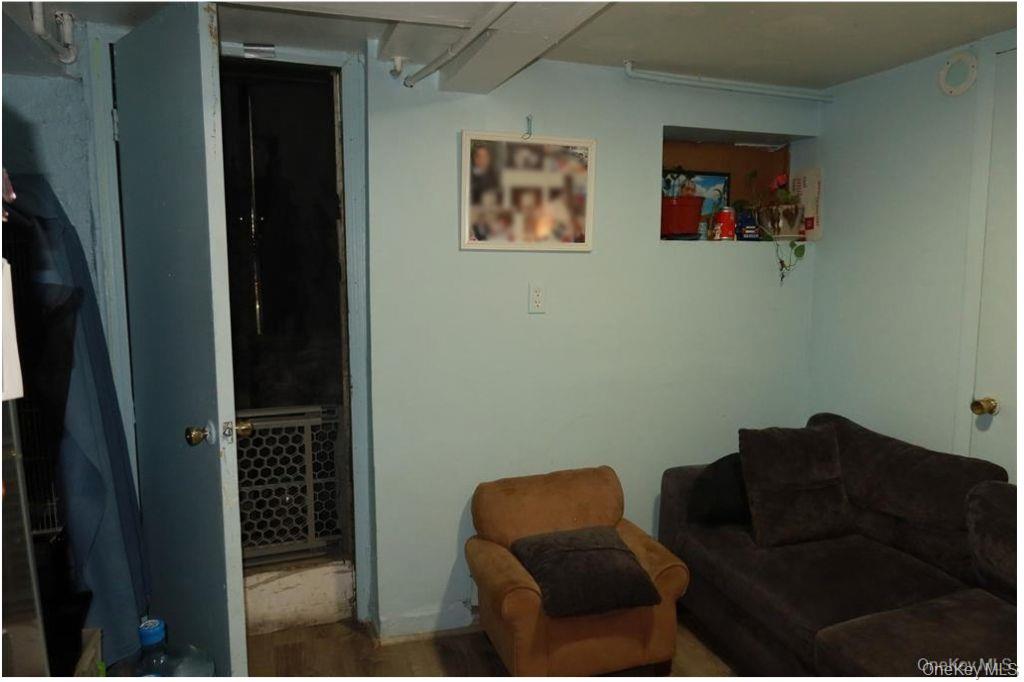 257 Lincoln Avenue – For Sale photo 16