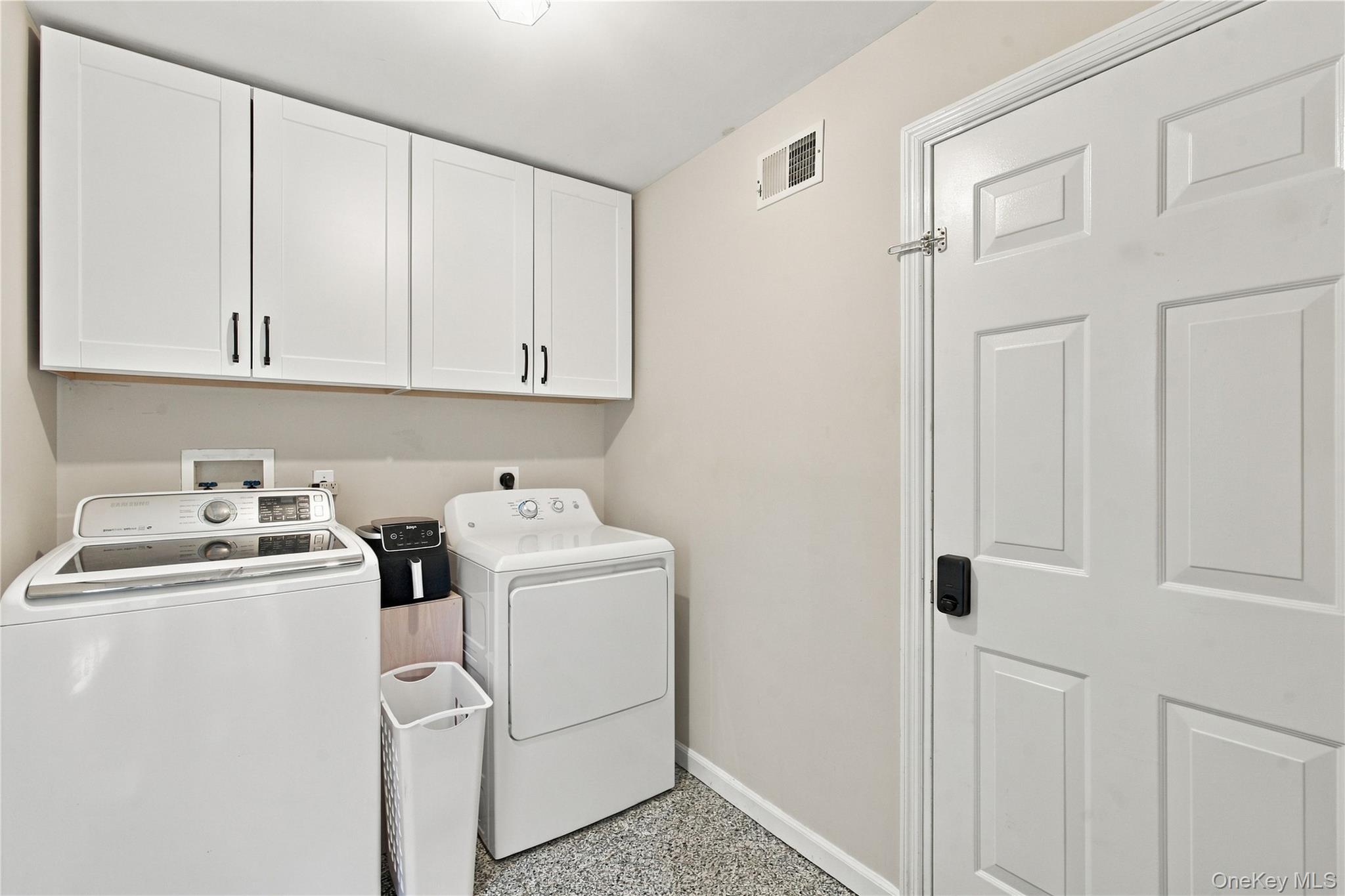 5 Aspatuck Court – For Sale photo 14
