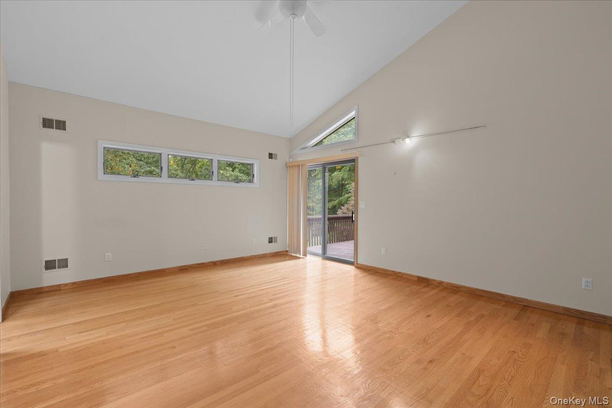 21 Tall Pines Lane – For Rent photo 14