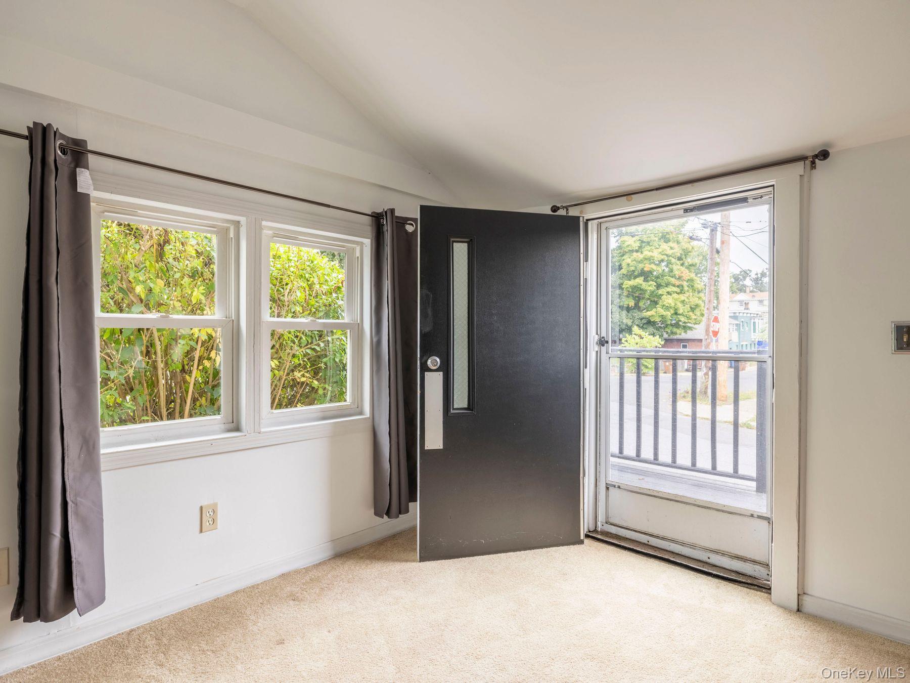 35 Sycamore Street – For Sale photo 16