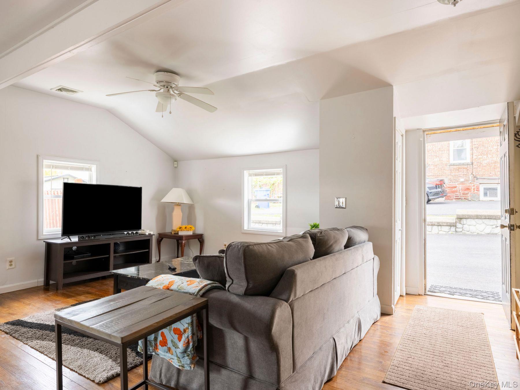 35 Sycamore Street – For Sale photo 12