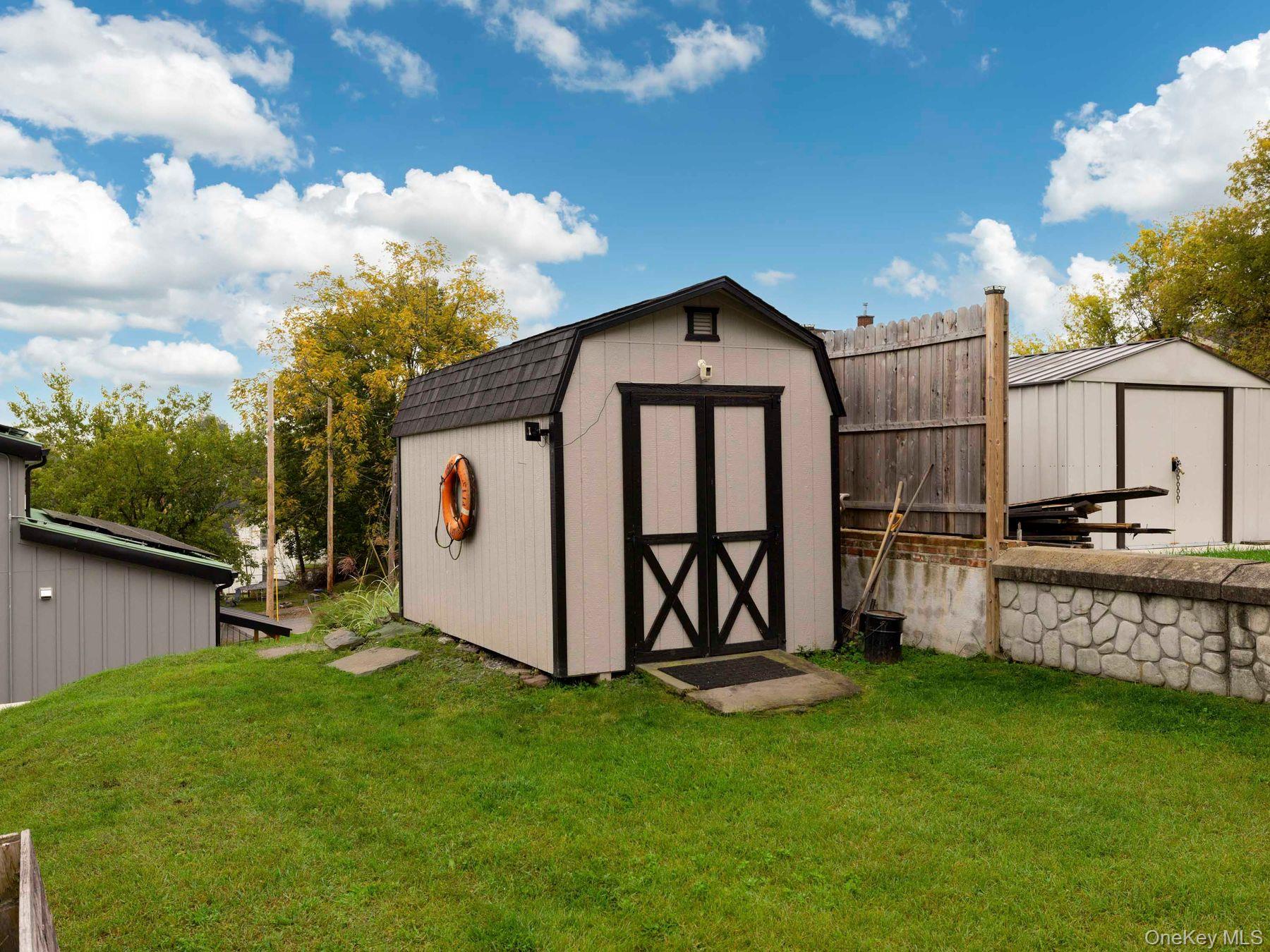 35 Sycamore Street – For Sale photo 28