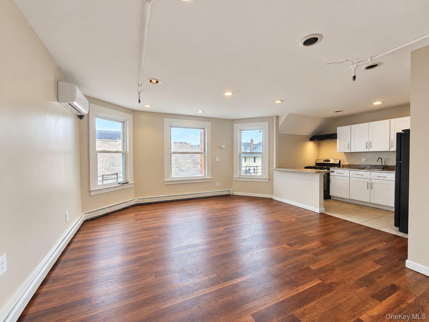 241 Beach 118th Street – For Rent photo 5