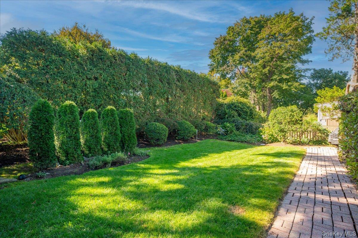 18 Maywood Avenue – For Sale photo 24
