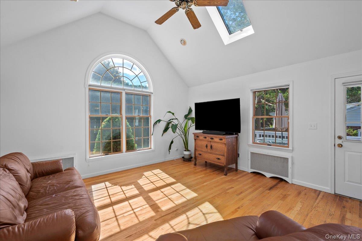 18 Maywood Avenue – For Sale photo 11