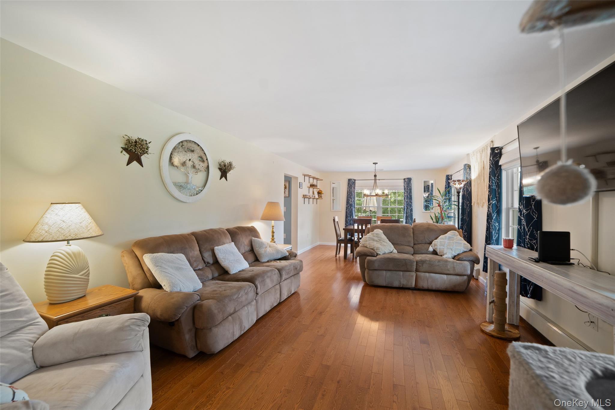 3 Flood Drive – For Sale photo 3