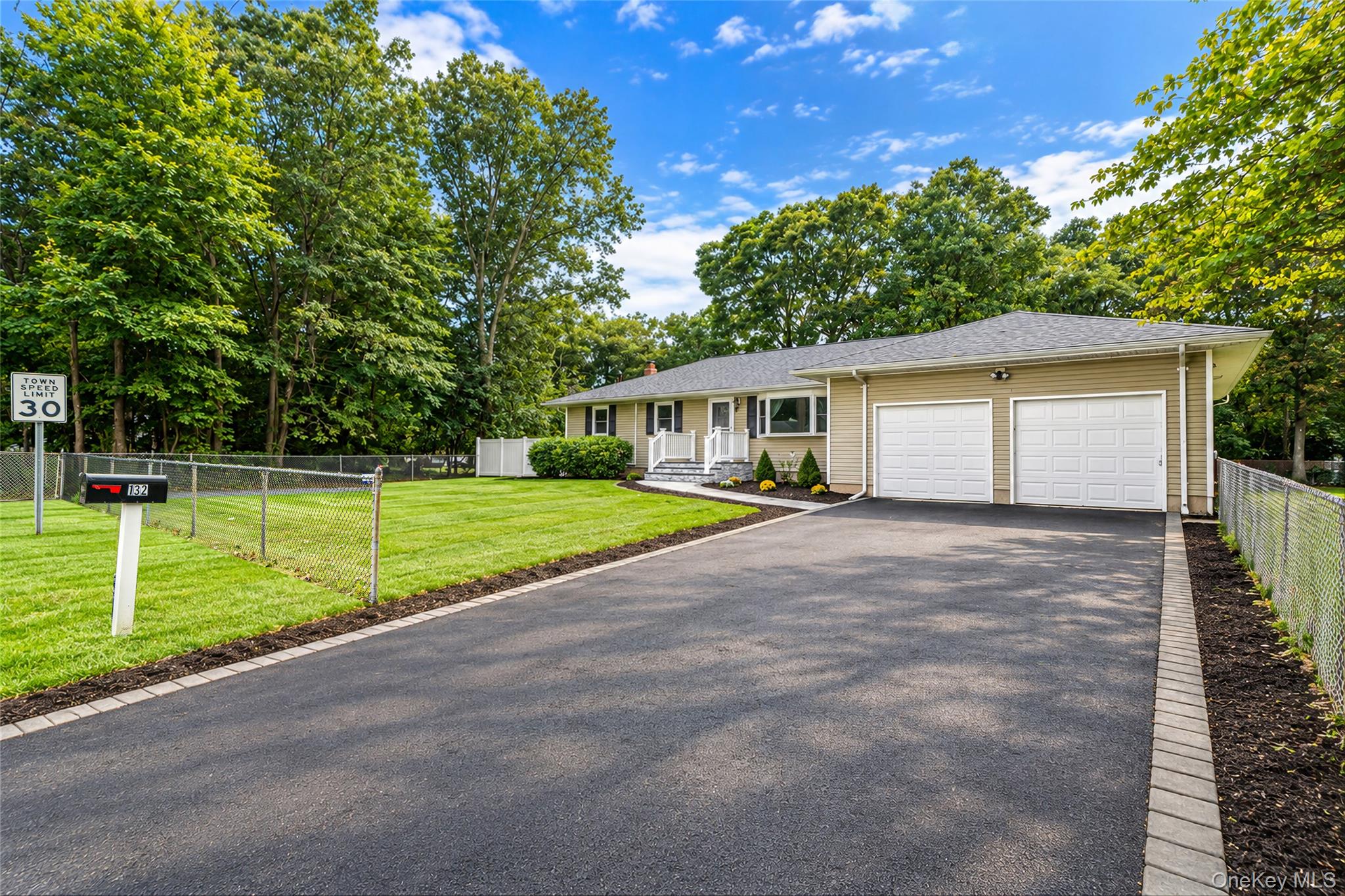132 Smith Avenue – For Sale photo 2