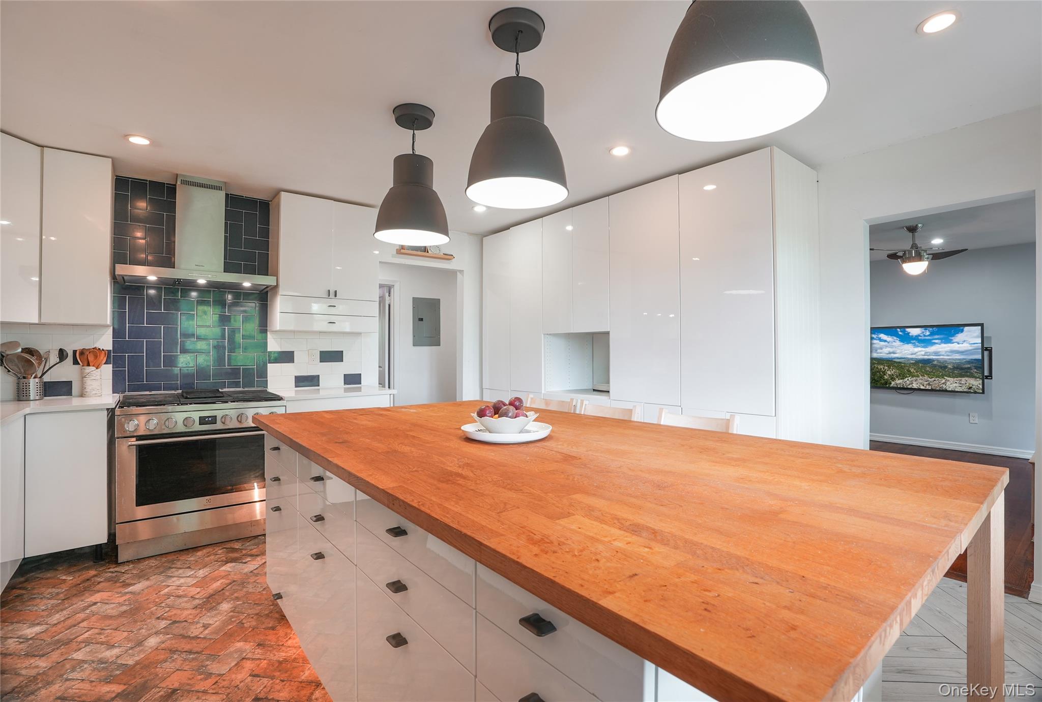 100 Dowd Street, Unit C6 photo 3