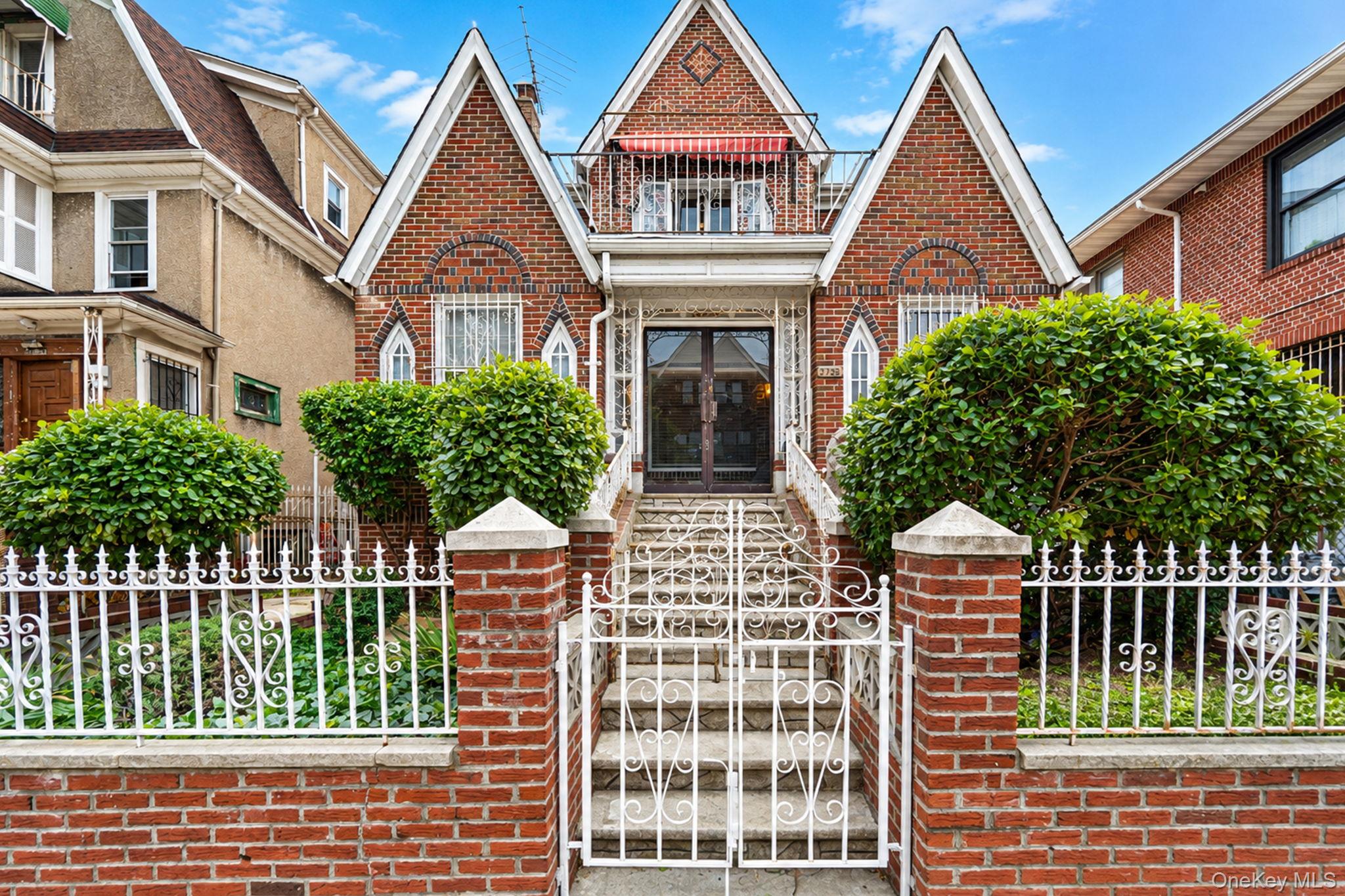 3730 76th Street – For Sale