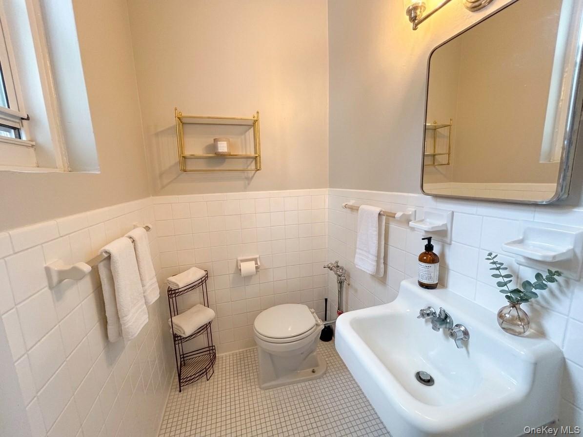 2390 Palisade Avenue, Unit 1A photo 10
