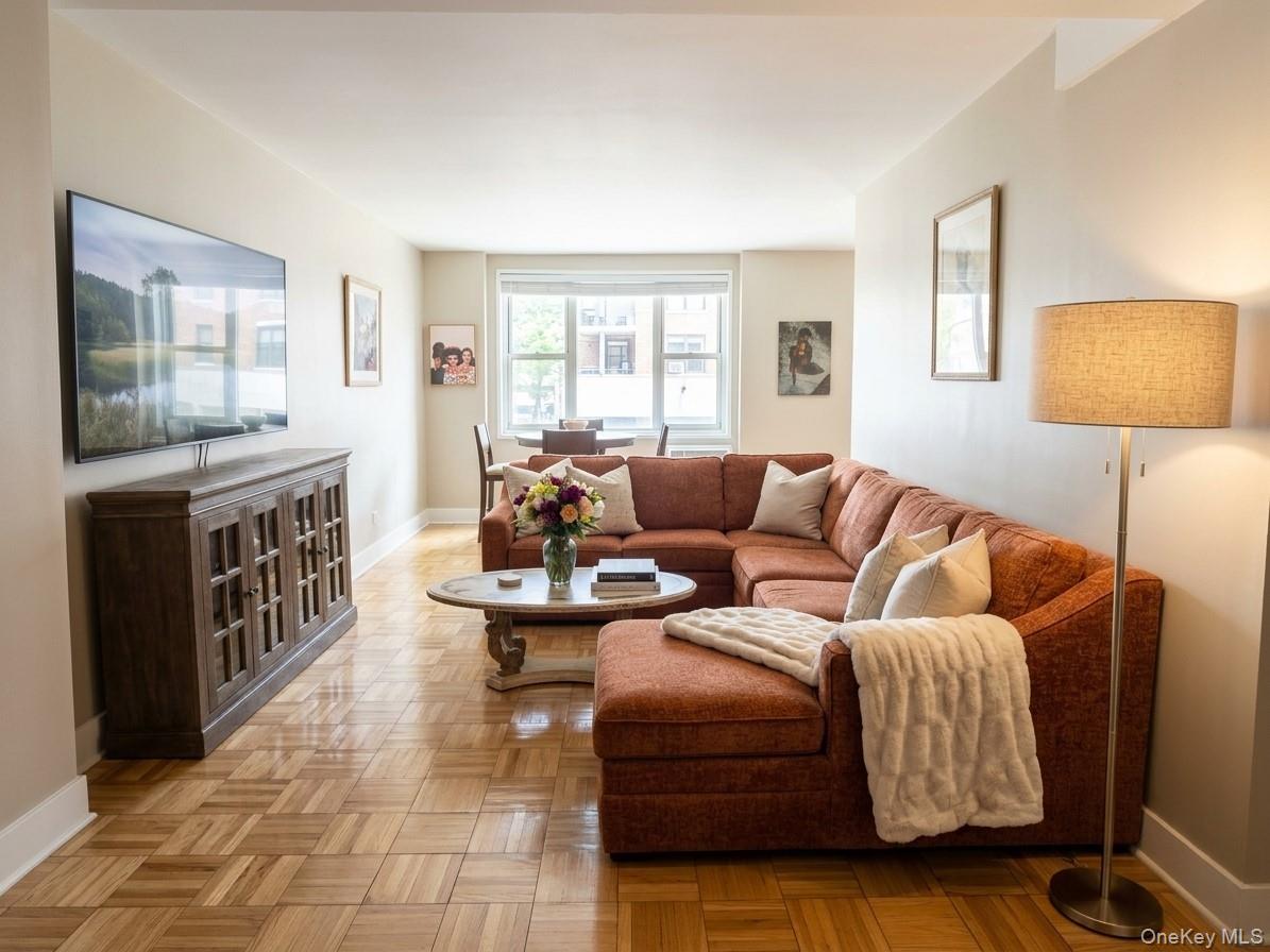 2390 Palisade Avenue, Unit 1A photo 4
